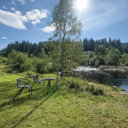 אתר קמפינג Turifoss 2 Meråker